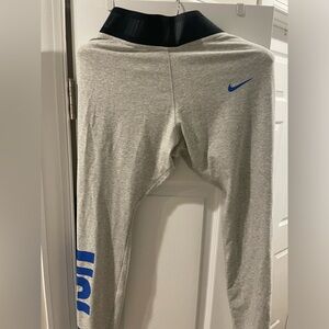 🧢UCLA Nike leggings - like new